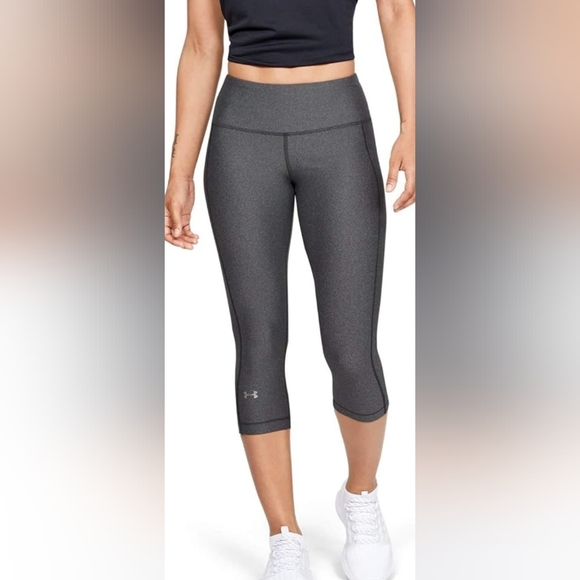 Under Armour small - Picture 1 of 6